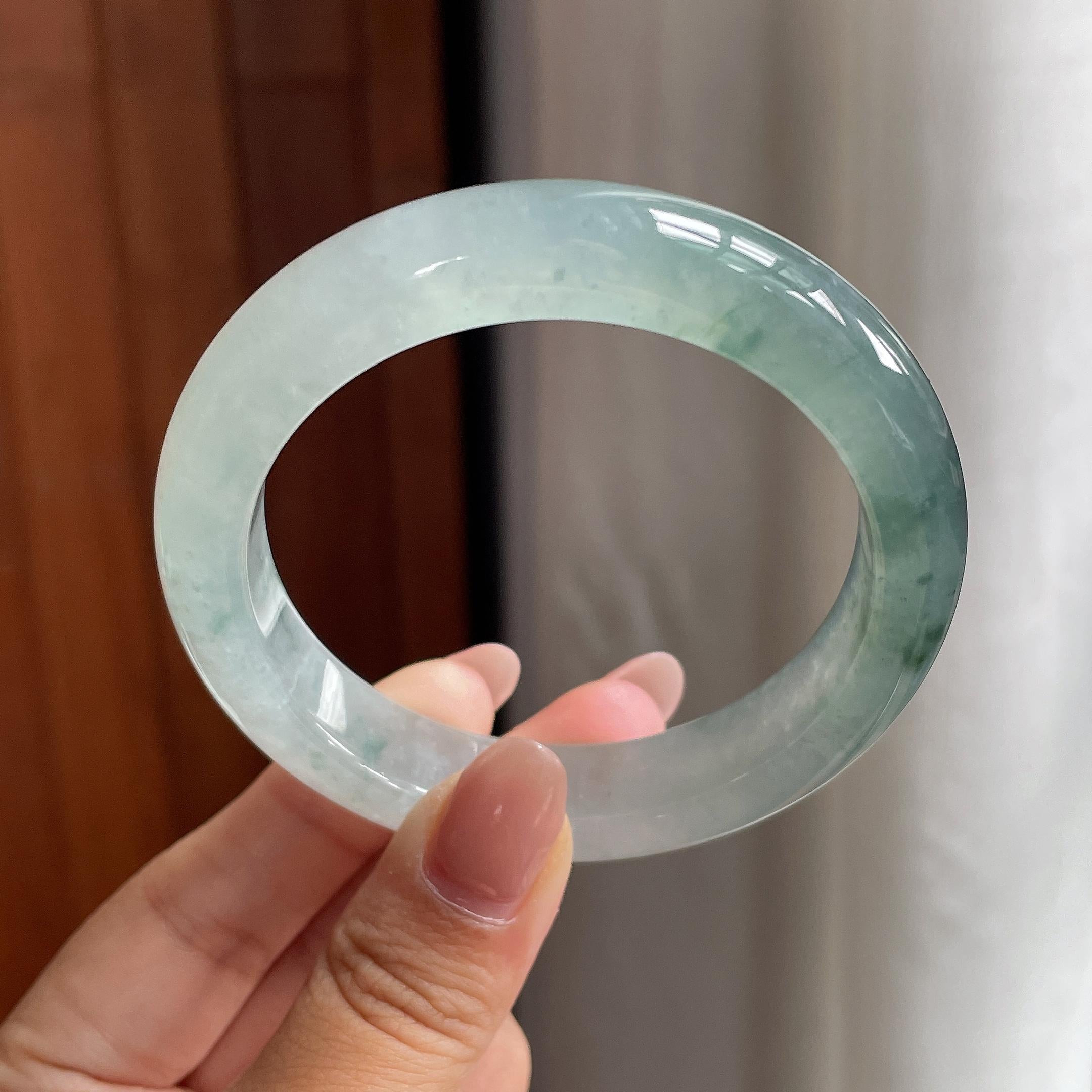 冰种起光飘花正圈平安镯 52圈 天然缅甸A货翡翠（yc533892）
