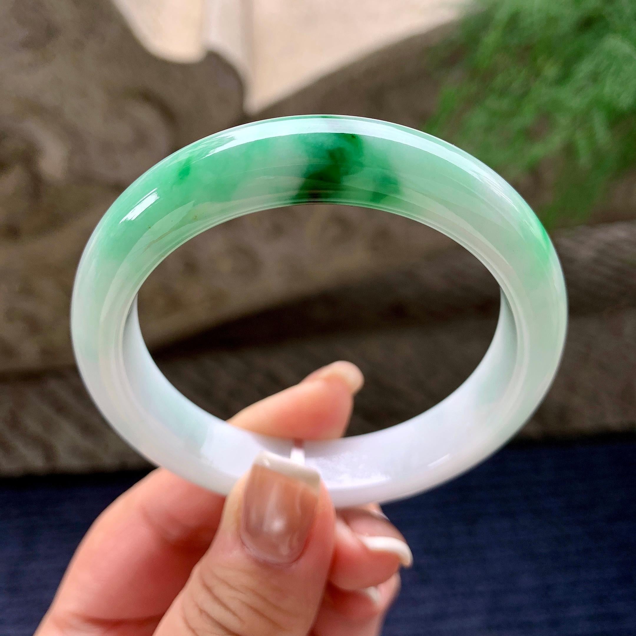 细糯种飘绿花正圈平安镯 55.2圈口 天然缅甸A货翡翠（yc372339）