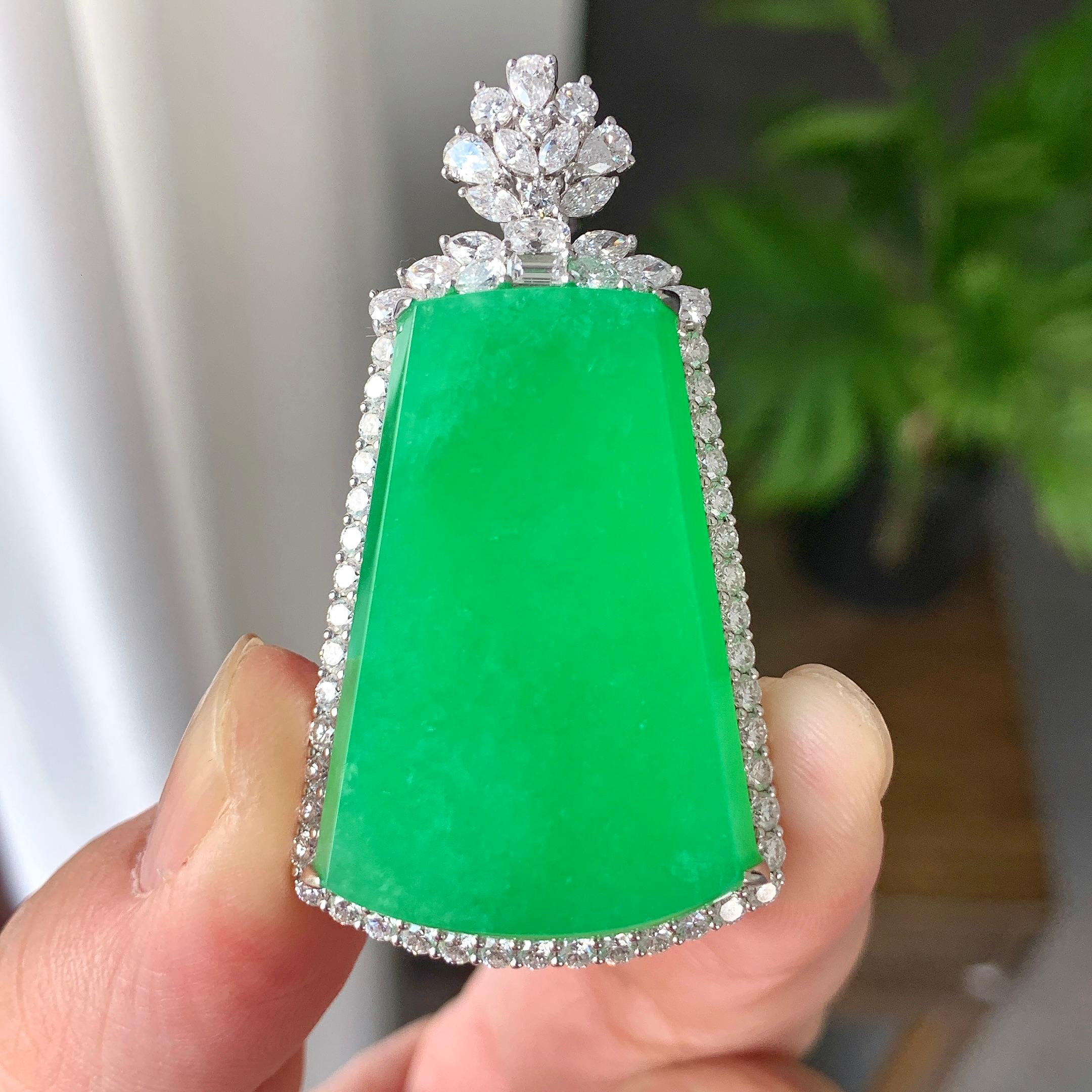 18K金钻镶细糯种满绿无事牌吊坠（yc242681）