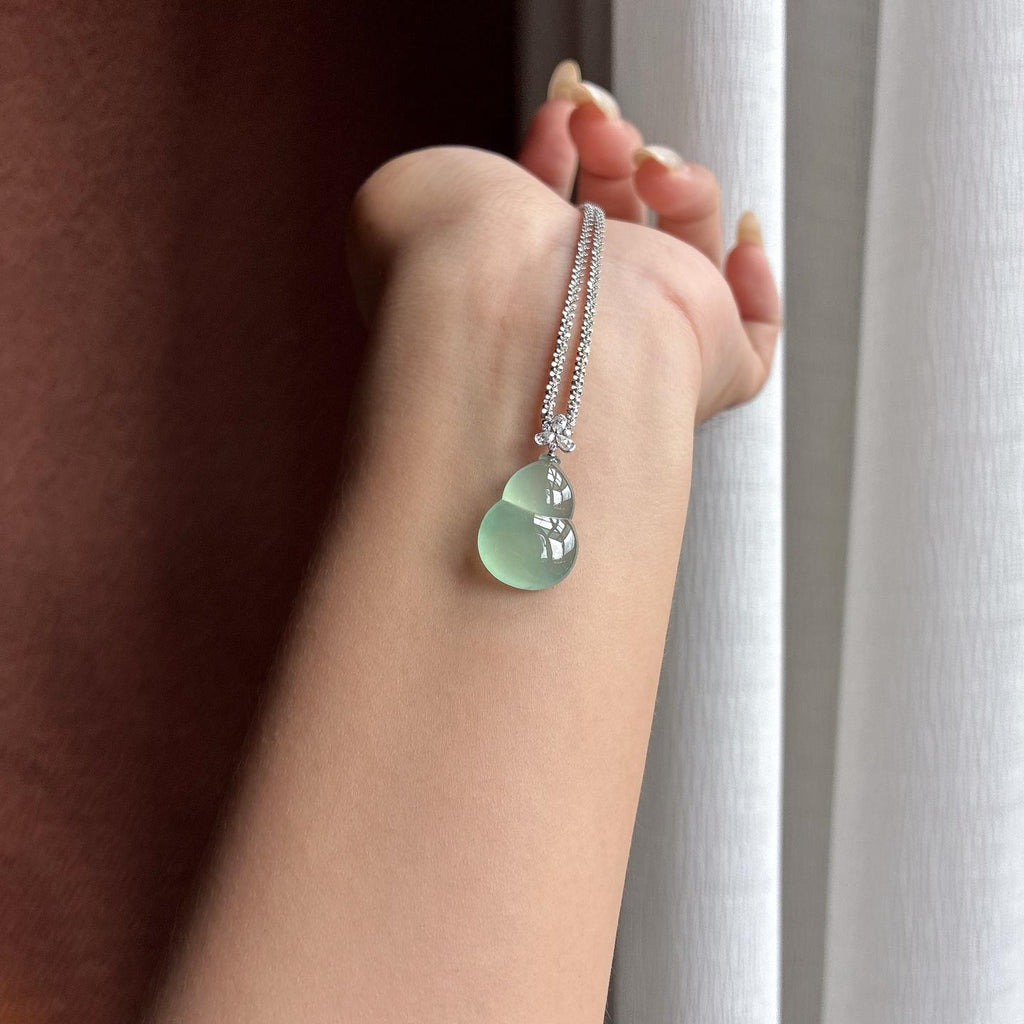 18k金扣冰种起光晴底葫芦挂件 天然缅甸A货翡翠（yc693841）
