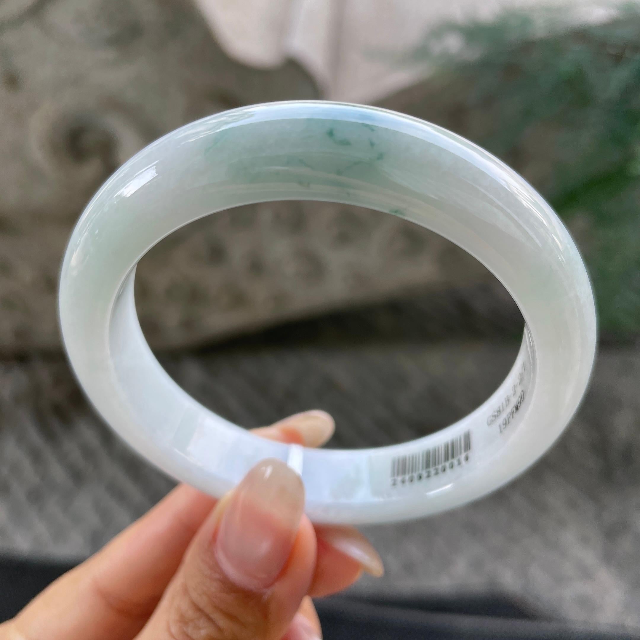 细糯种飘花正圈平安镯57圈口    天然缅甸A货翡翠（yc351369）