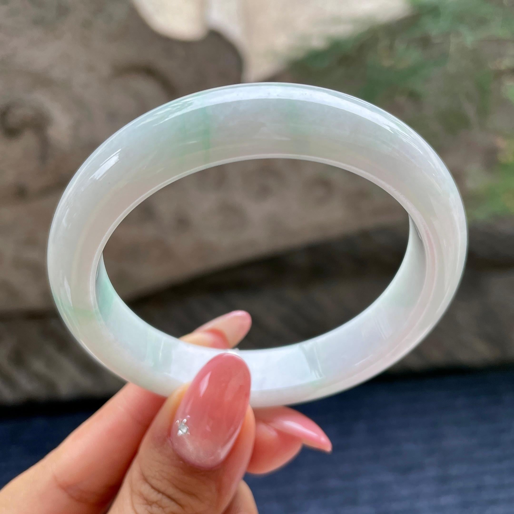 细糯种飘绿花正圈平安镯56圈      天然缅甸A货翡翠（yc423772）