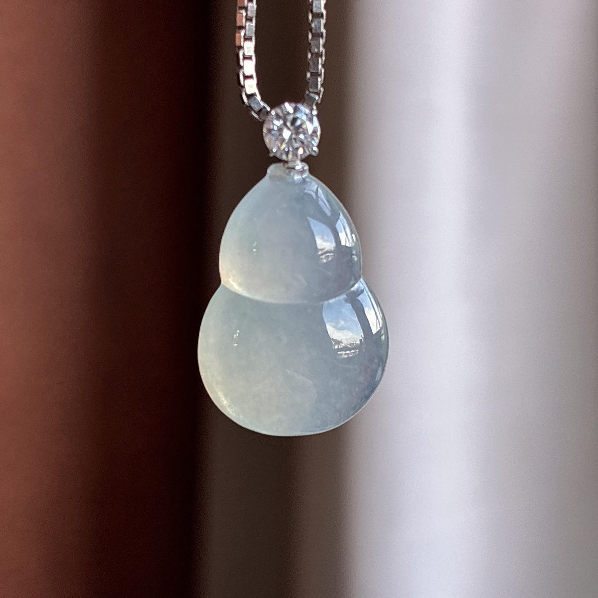 18k金扣头冰种淡底色葫芦挂件（yc751002）