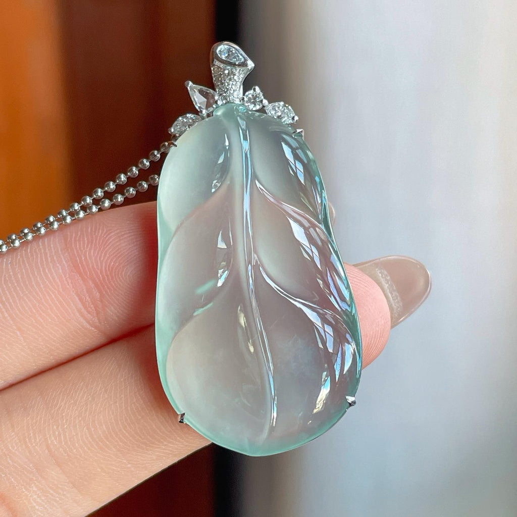 18k金镶冰种蓝晴底翡翠叶子（yc242849）