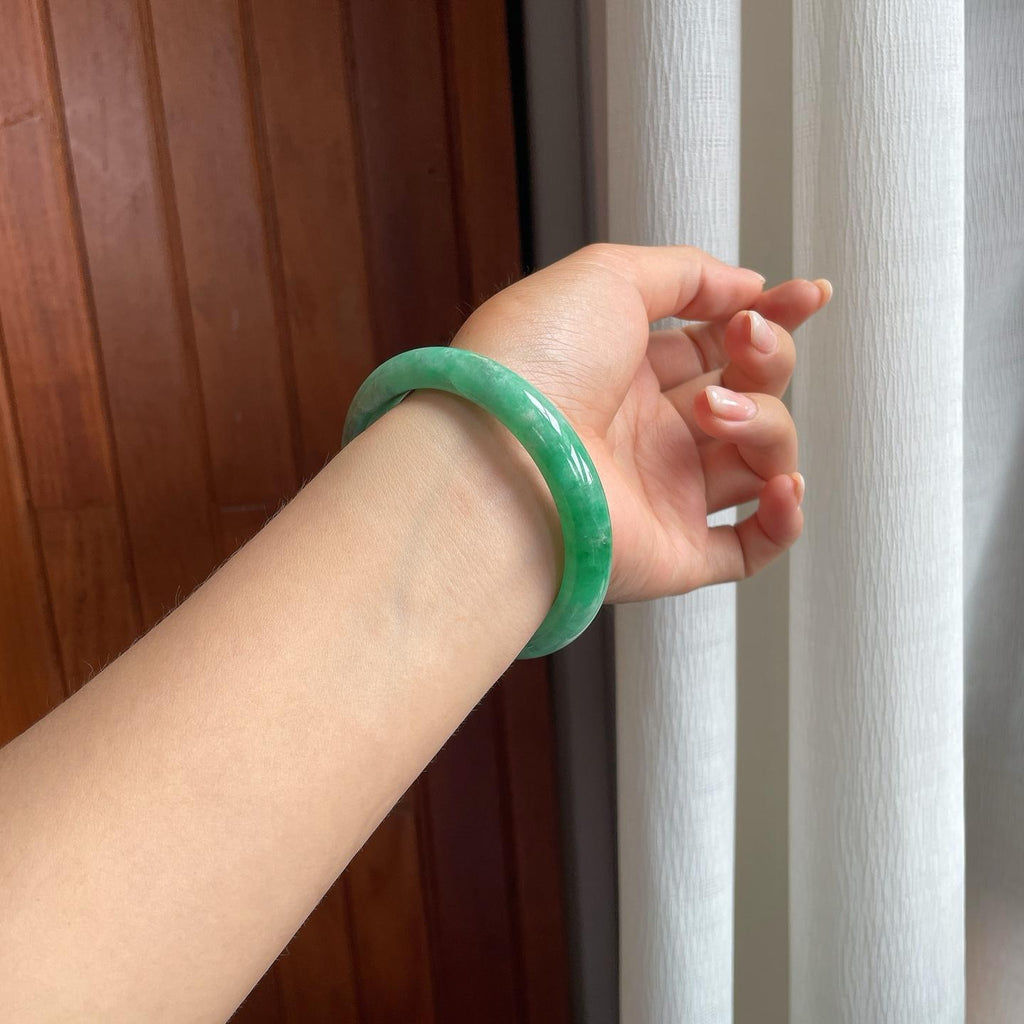 糯冰带色翡翠平安镯（59.3mm）（yc407614）