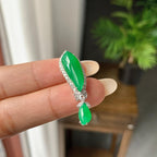 18k金钻镶糯冰种满绿随型吊坠（yc261148）