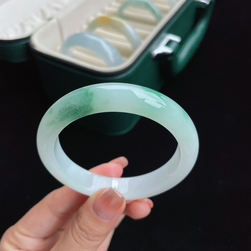 细糯冰飘花正圈翡翠手镯（55.8mm）（yc017034）