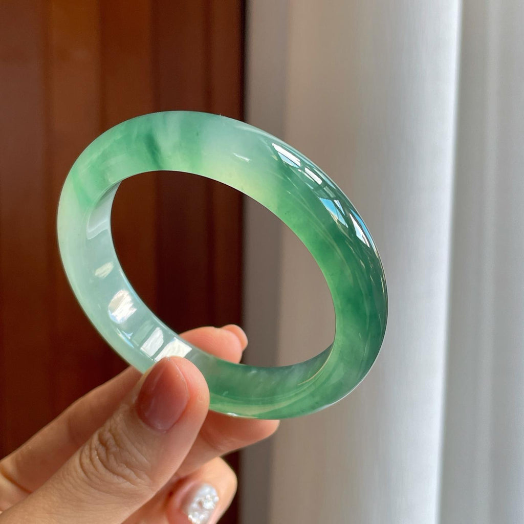 冰种湖水绿翡翠平安镯（54.5mm）（yc276510）