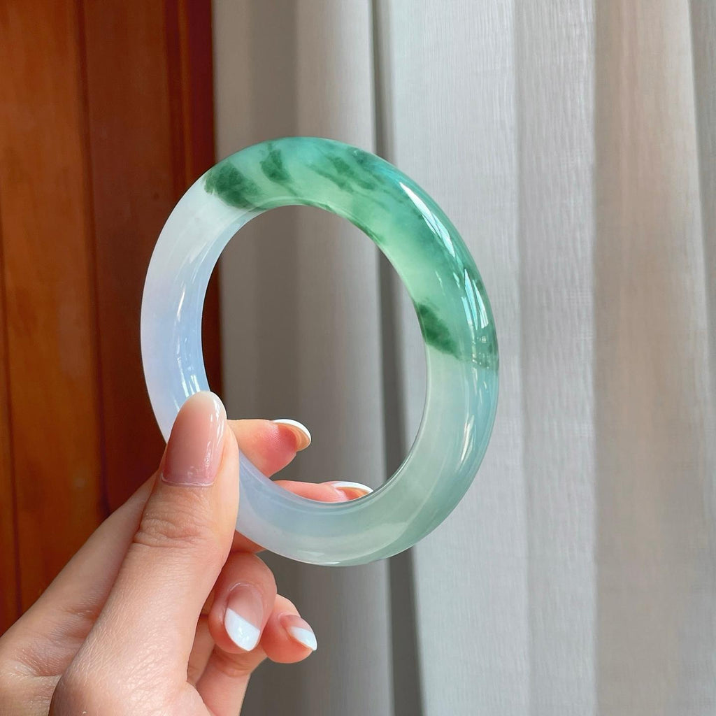 冰种飘花翡翠圆条手镯（57mm)（yc380051）