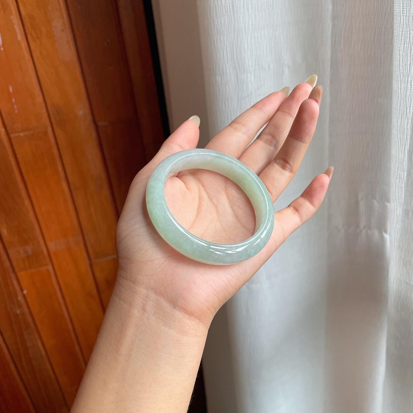 糯冰种晴底翡翠平安镯（54mm）（yc216821）