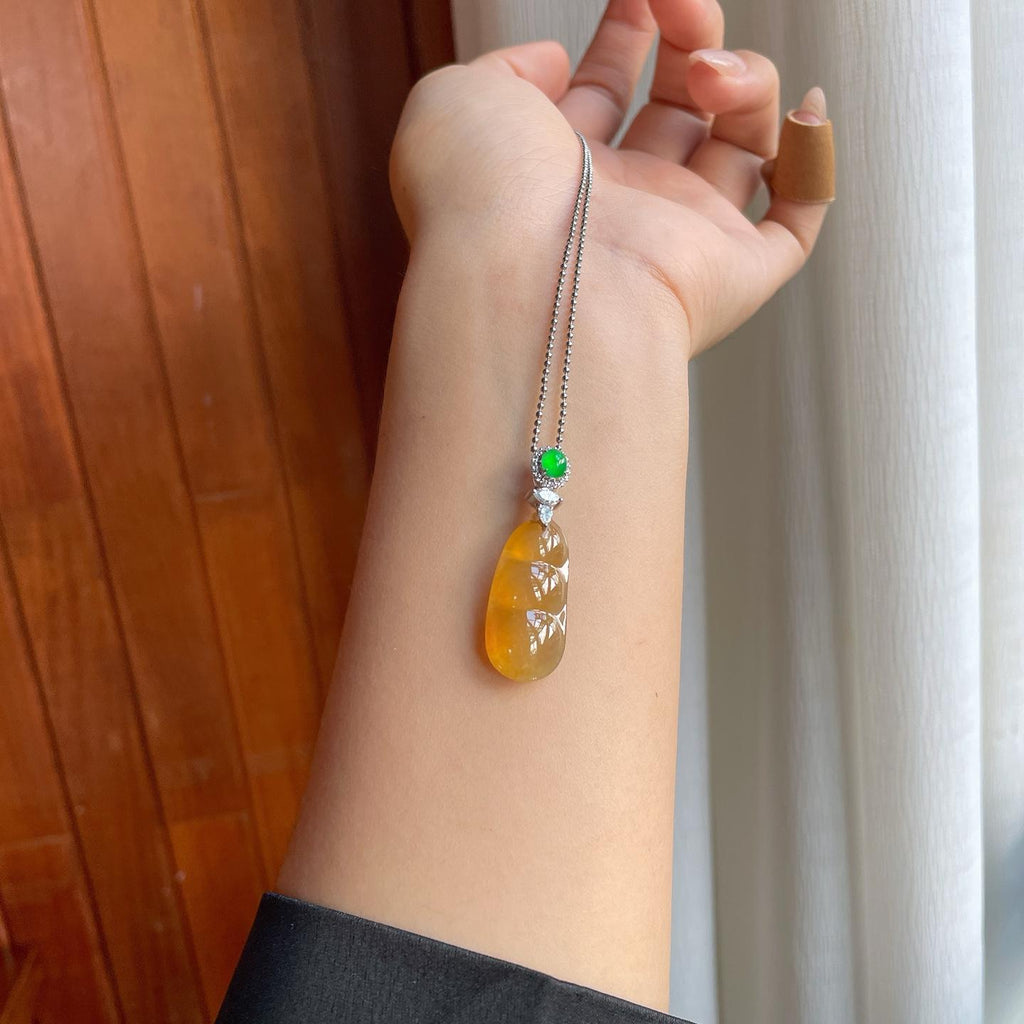 18k金扣冰种黄翡翡翠豆子（yc246177）