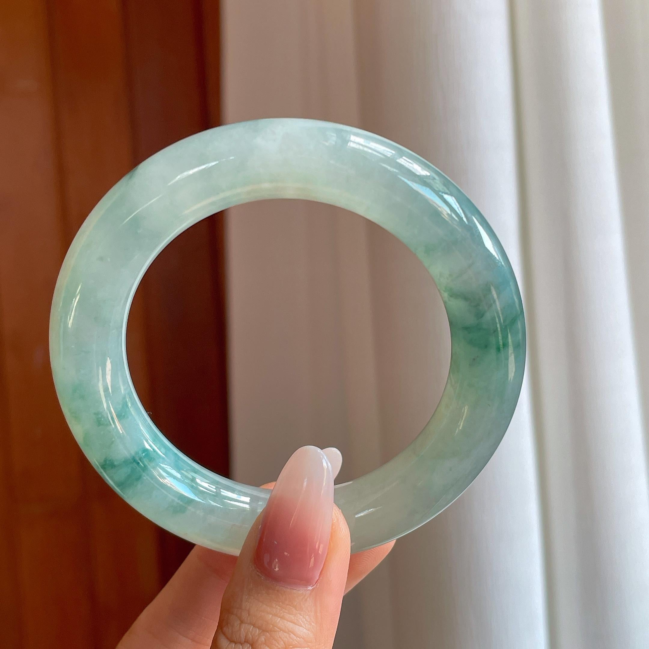 糯冰飘花翡翠圆条手镯（54.5mm）（yc295783）