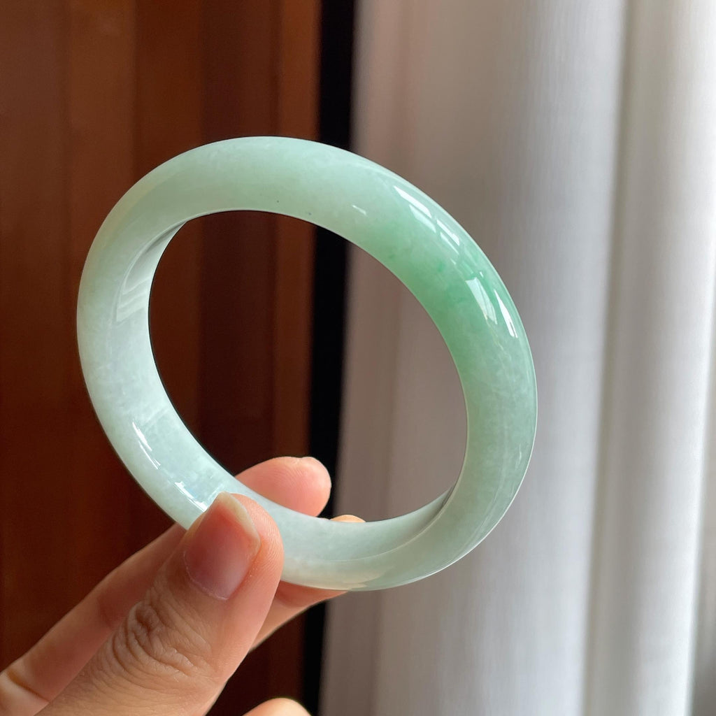 糯冰果绿翡翠平安镯（58mm）（yc373952）