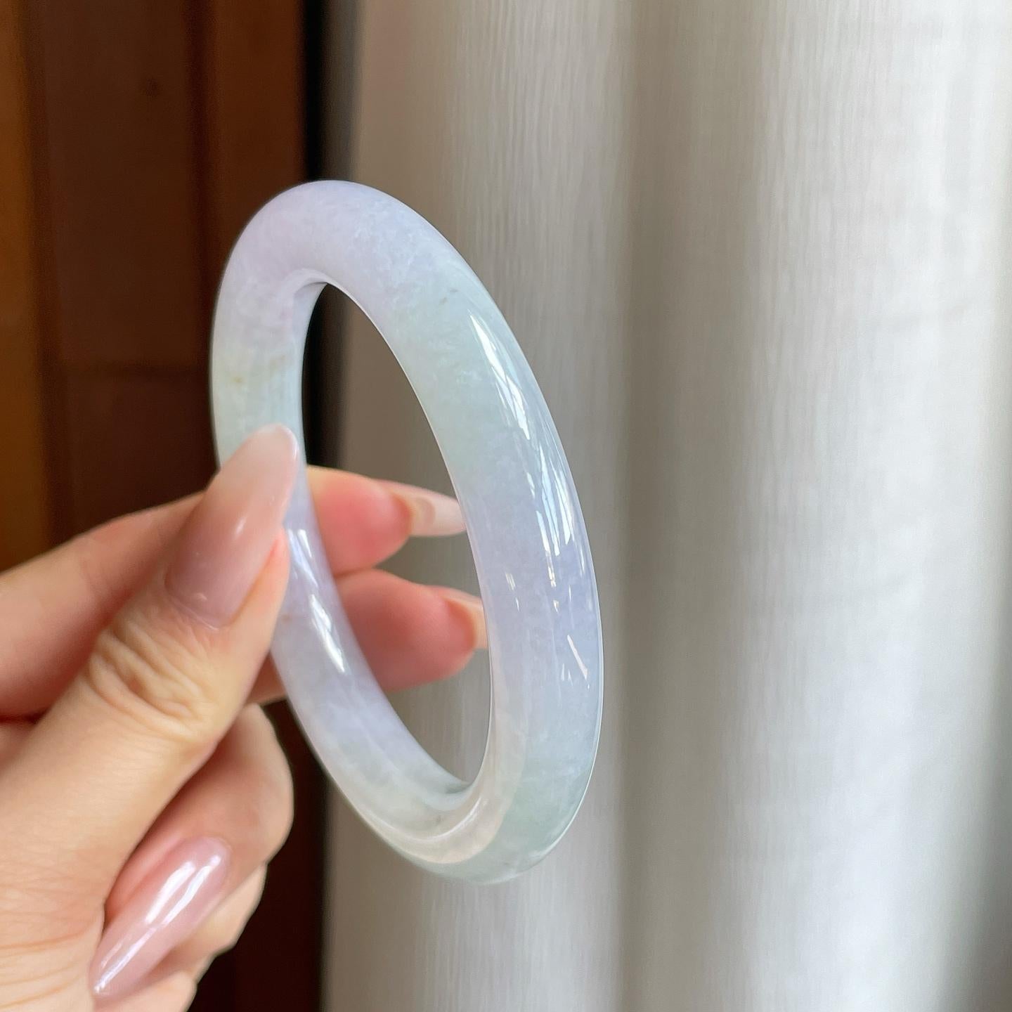 冰种椿彩翡翠圆条手镯（55.7mm）（yc278187）