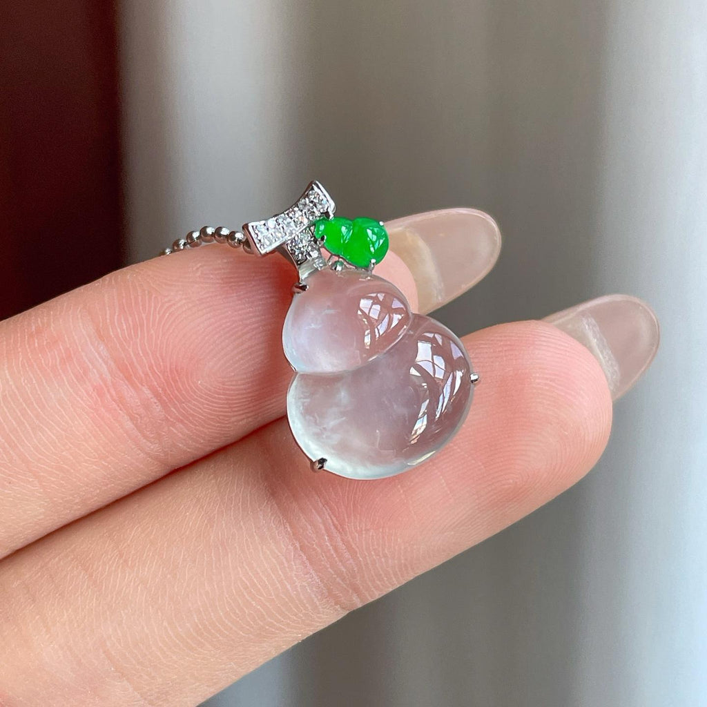 18k金镶冰种无色翡翠葫芦（yc247144）