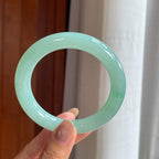冰种晴绿底翡翠圆条手镯(58mm)（yc422915）