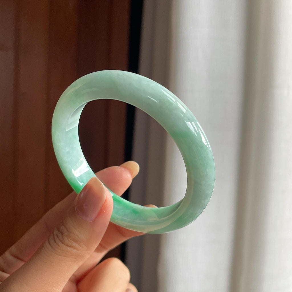 糯冰带色翡翠平安镯(54mm)（yc415362）