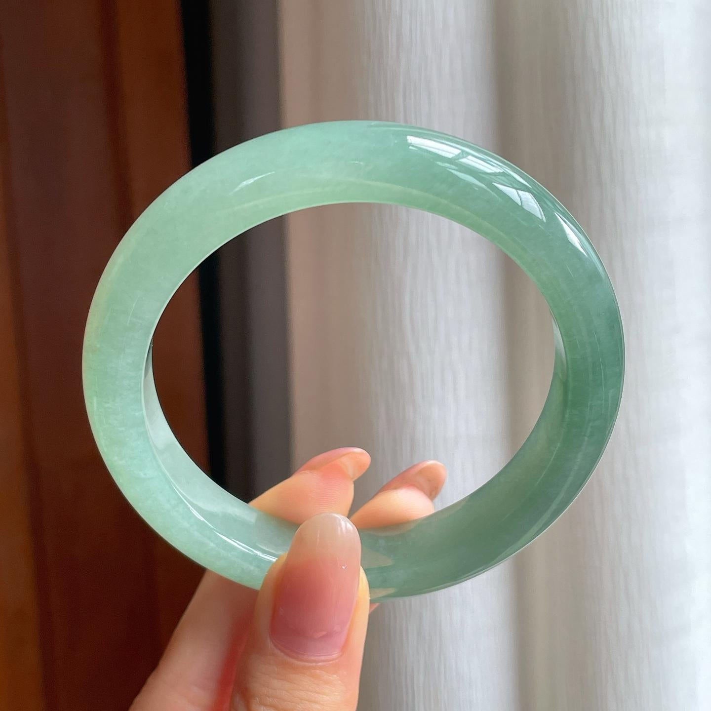 冰种湖水绿翡翠平安镯（57mm）（yc358330）