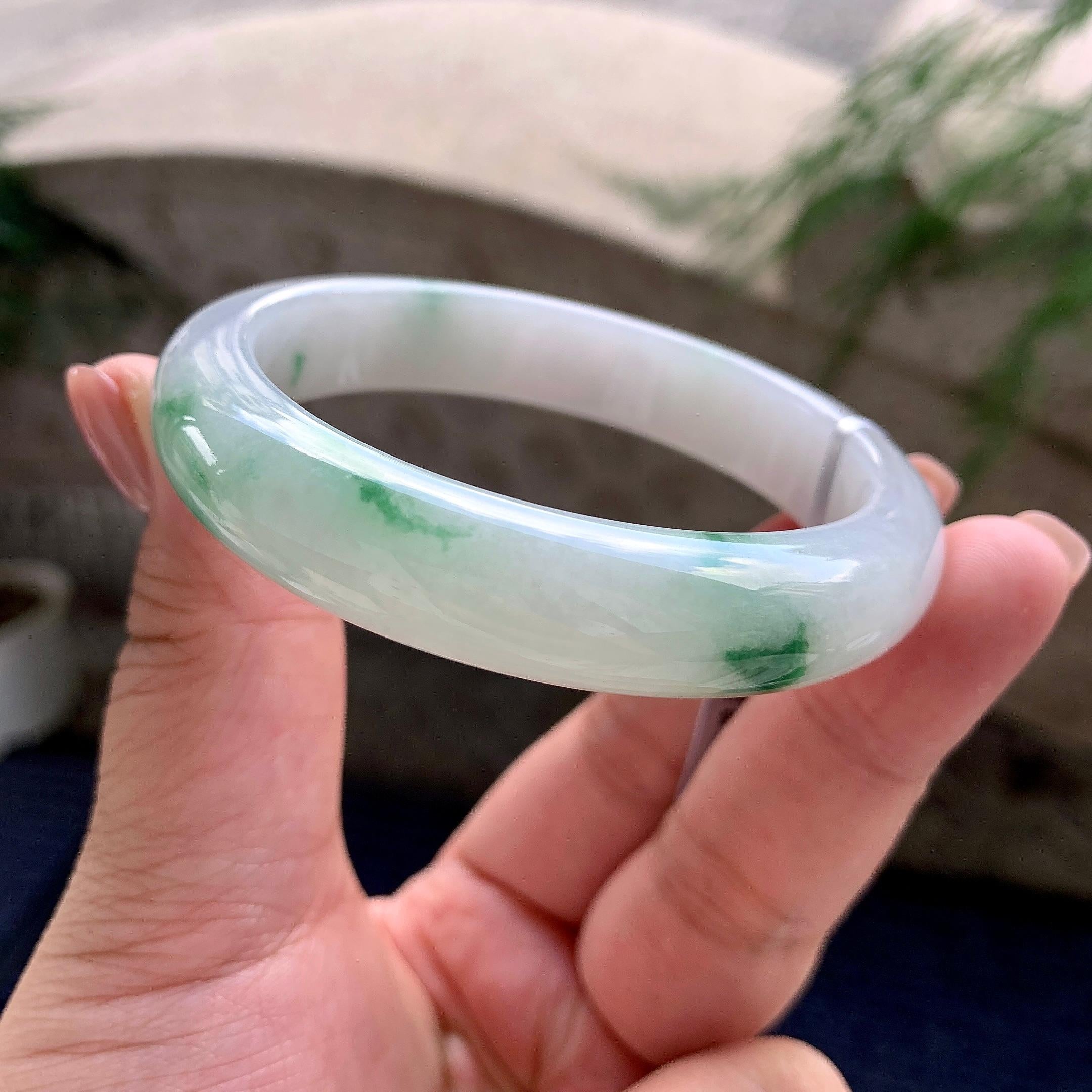 细糯种飘绿花正圈平安镯 57.2圈口 天然缅甸A货翡翠（yc483965）