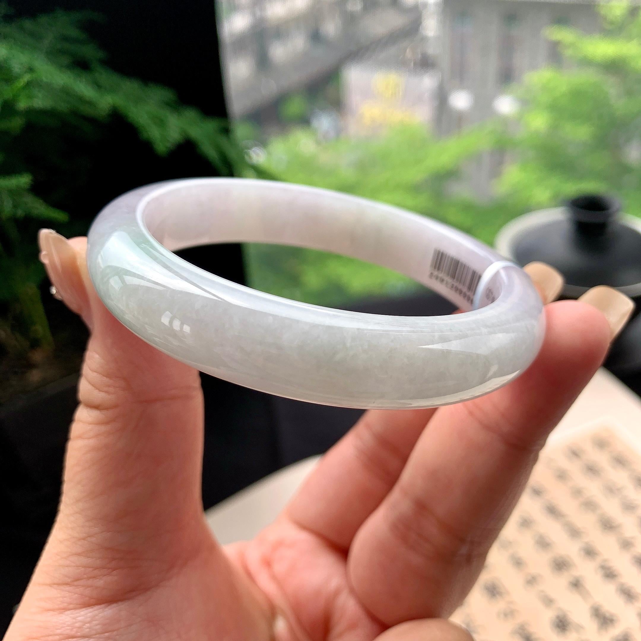 细糯种淡春彩正圈平安镯 57.8圈口 天然缅甸A货翡翠（yc473080）