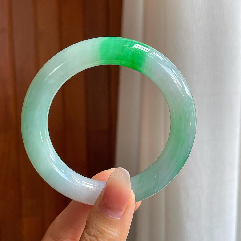 冰种带翠色翡翠圆条手镯（56mm）（yc329498）