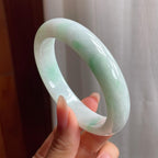 糯冰种飘绿花翡翠平安镯（56mm）