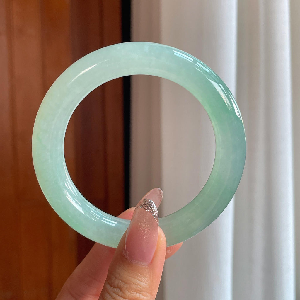 冰种晴底翡翠圆条手镯（57.5mm）（yc353519）