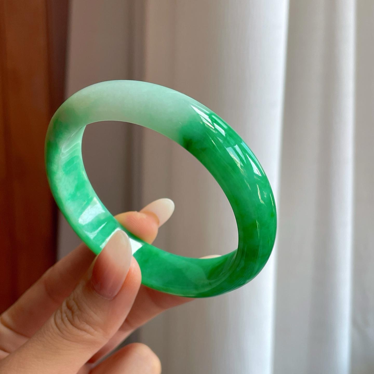 糯冰满绿翡翠平安镯（57.5mm）（yc259091）