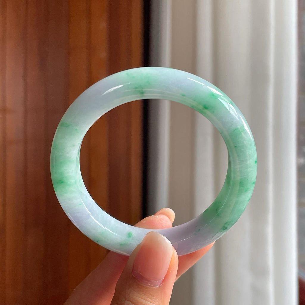 糯冰紫底带色翡翠平安镯（53mm）（yc400228）