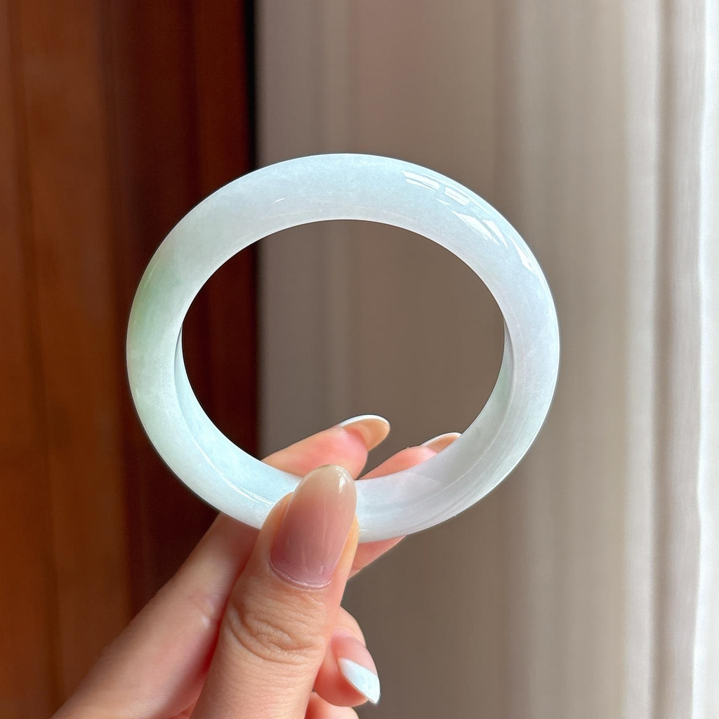 糯冰白底青翡翠平安镯（54mm)（yc396375）