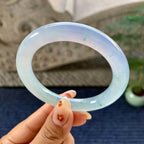 糯冰种淡春彩飘花圆条手镯（54.2mm）（yc249456）