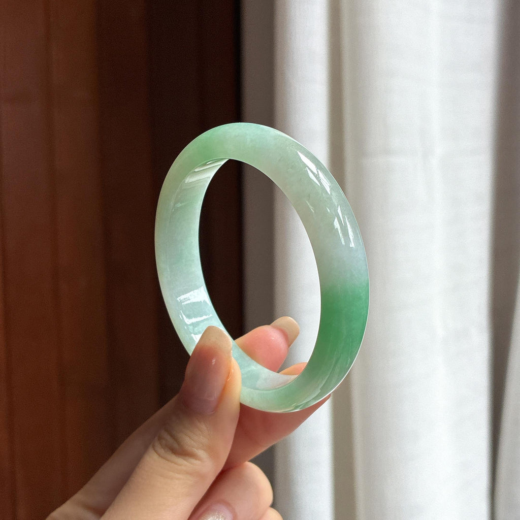 细糯种带色贵妃镯 54圈 天然缅甸A货翡翠（yc454402）