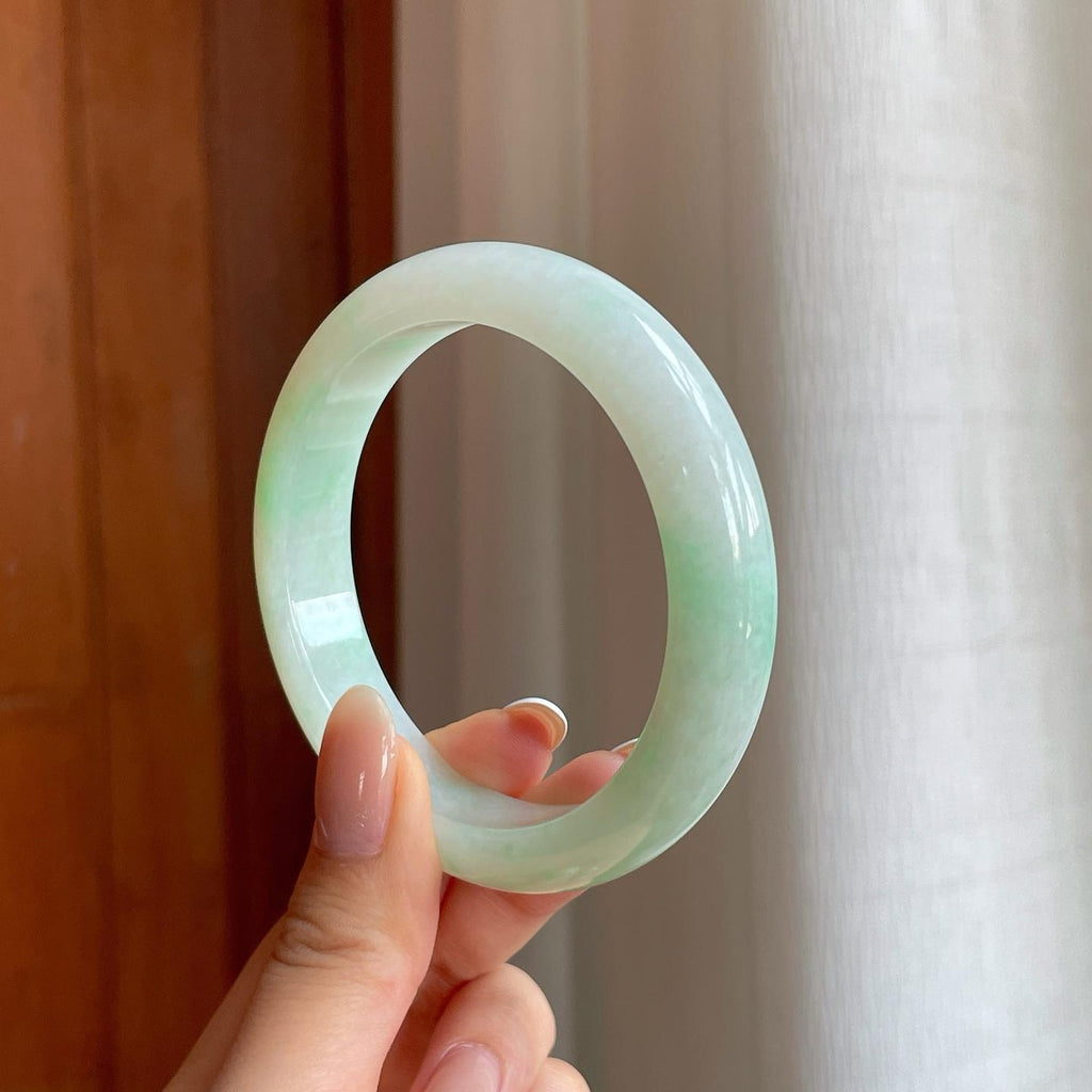 糯冰带色翡翠平安镯（57.3mm)（yc374645）