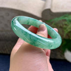 细糯种晴底飘花平安镯（57.4mm）（yc233901）