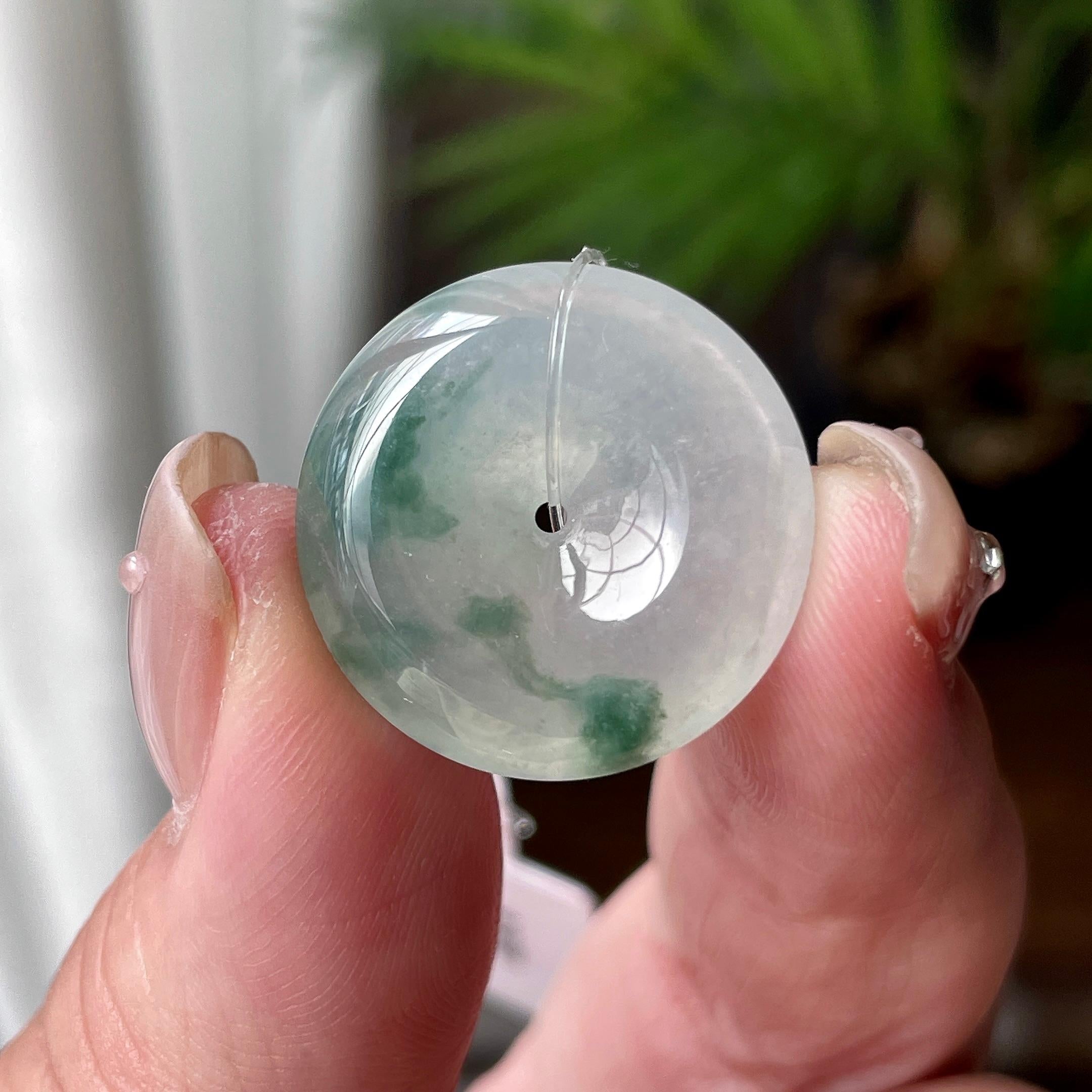 糯冰种飘绿花平安扣吊坠  天然缅甸A货翡翠（yc456993）