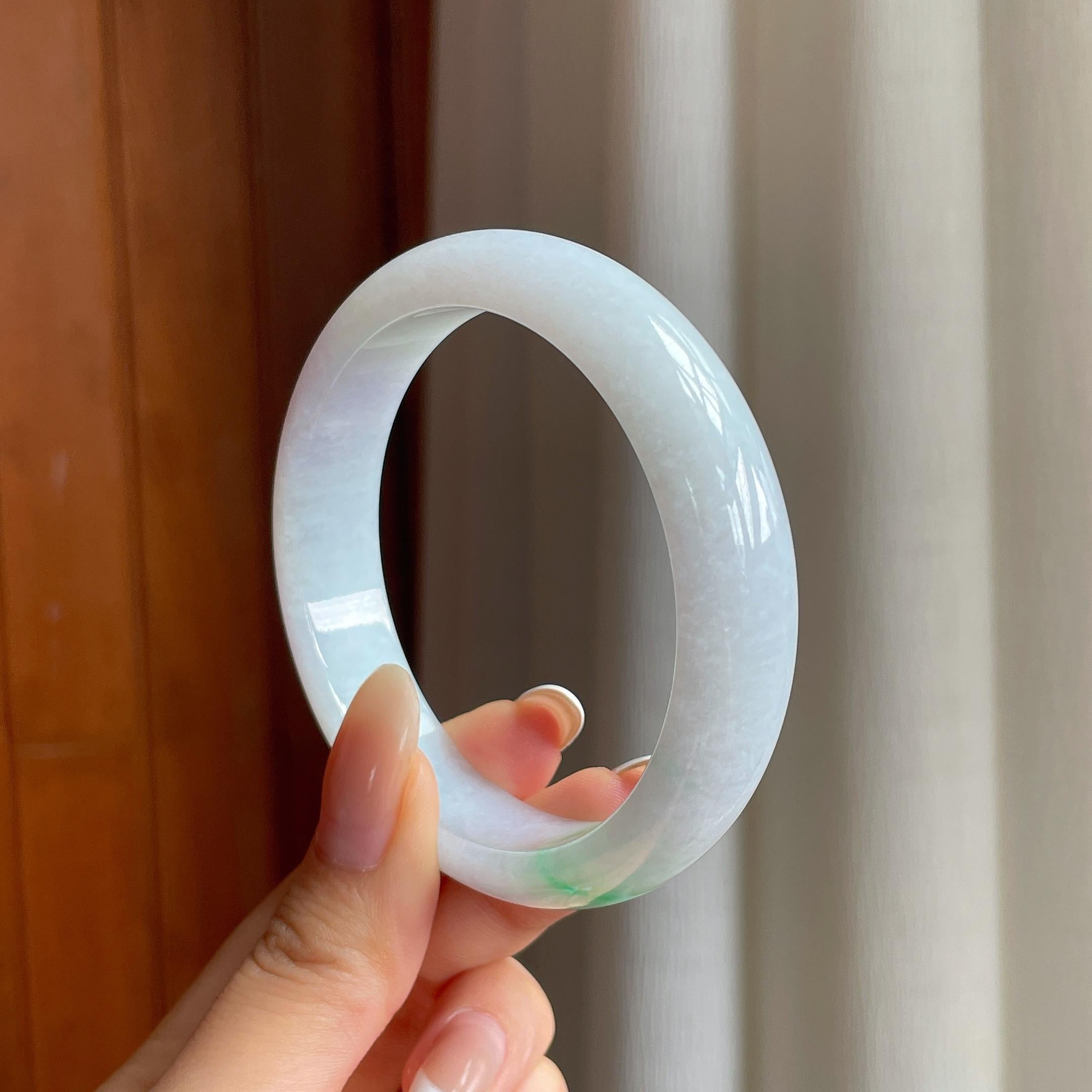 糯冰白底青翡翠平安镯（57.4mm)（yc416026）