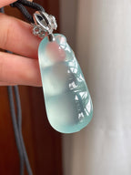 18k金钻镶冰种蓝晴底豆子挂件（yc119224）