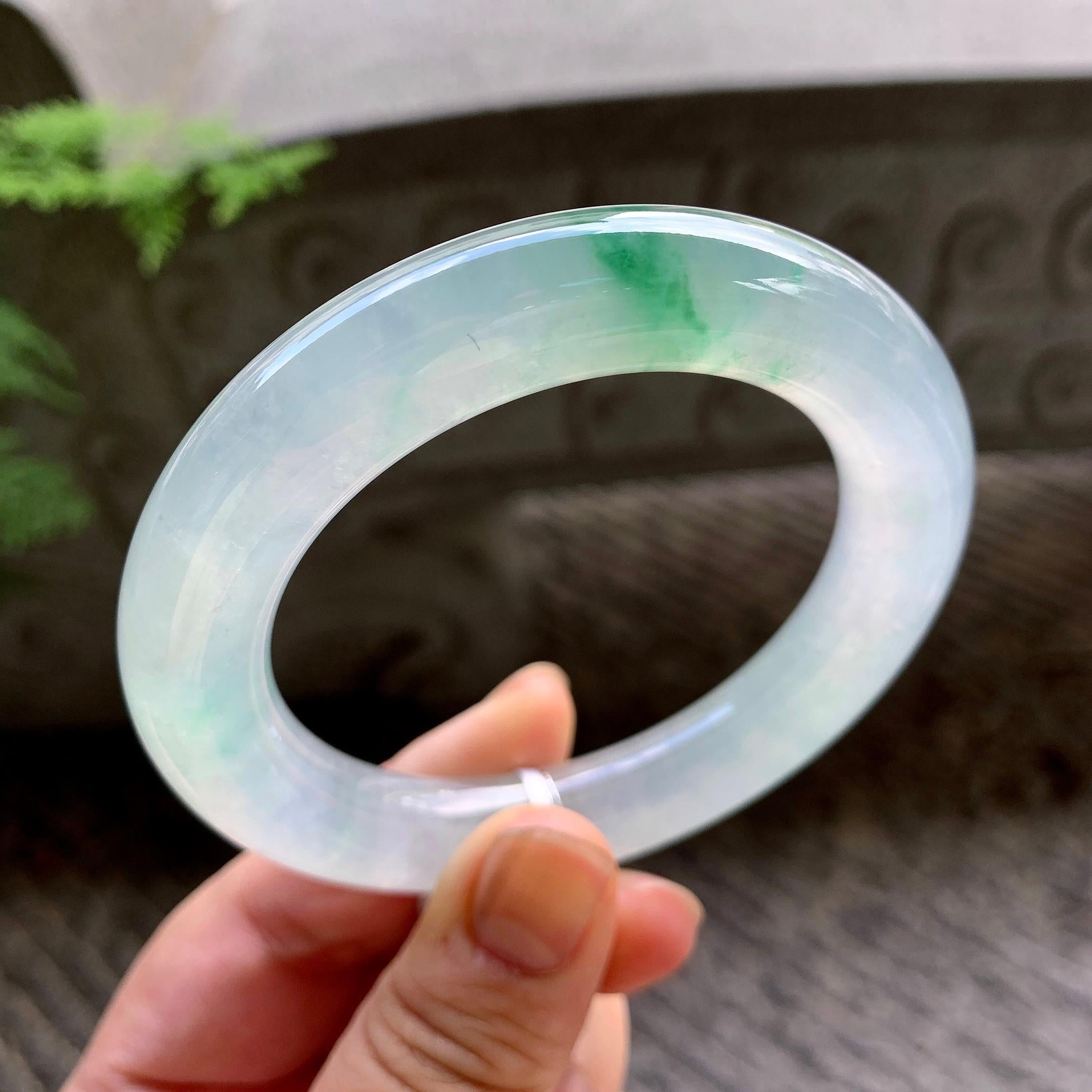 糯冰种飘花圆条手镯（55.8mm）（yc202345）