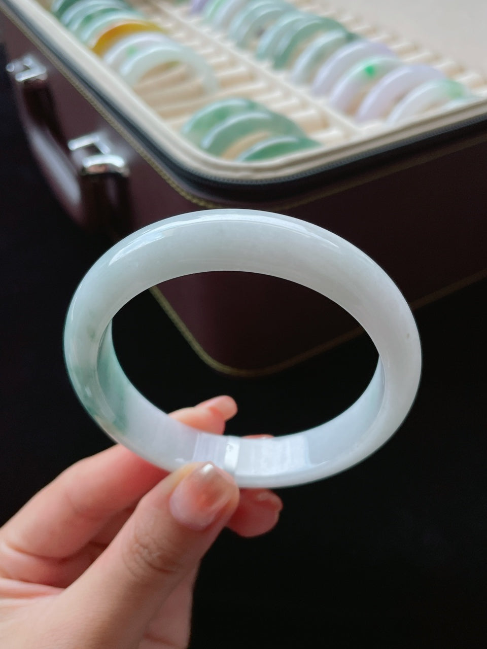 细糯飘花翡翠手镯（59.5mm）（yc016638）