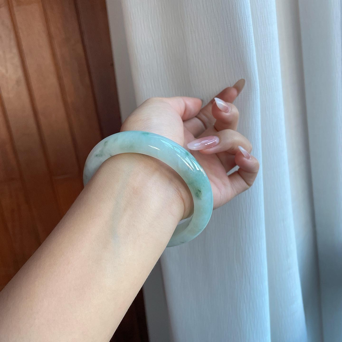 糯冰飘花翡翠平安镯（63mm）（yc266483）