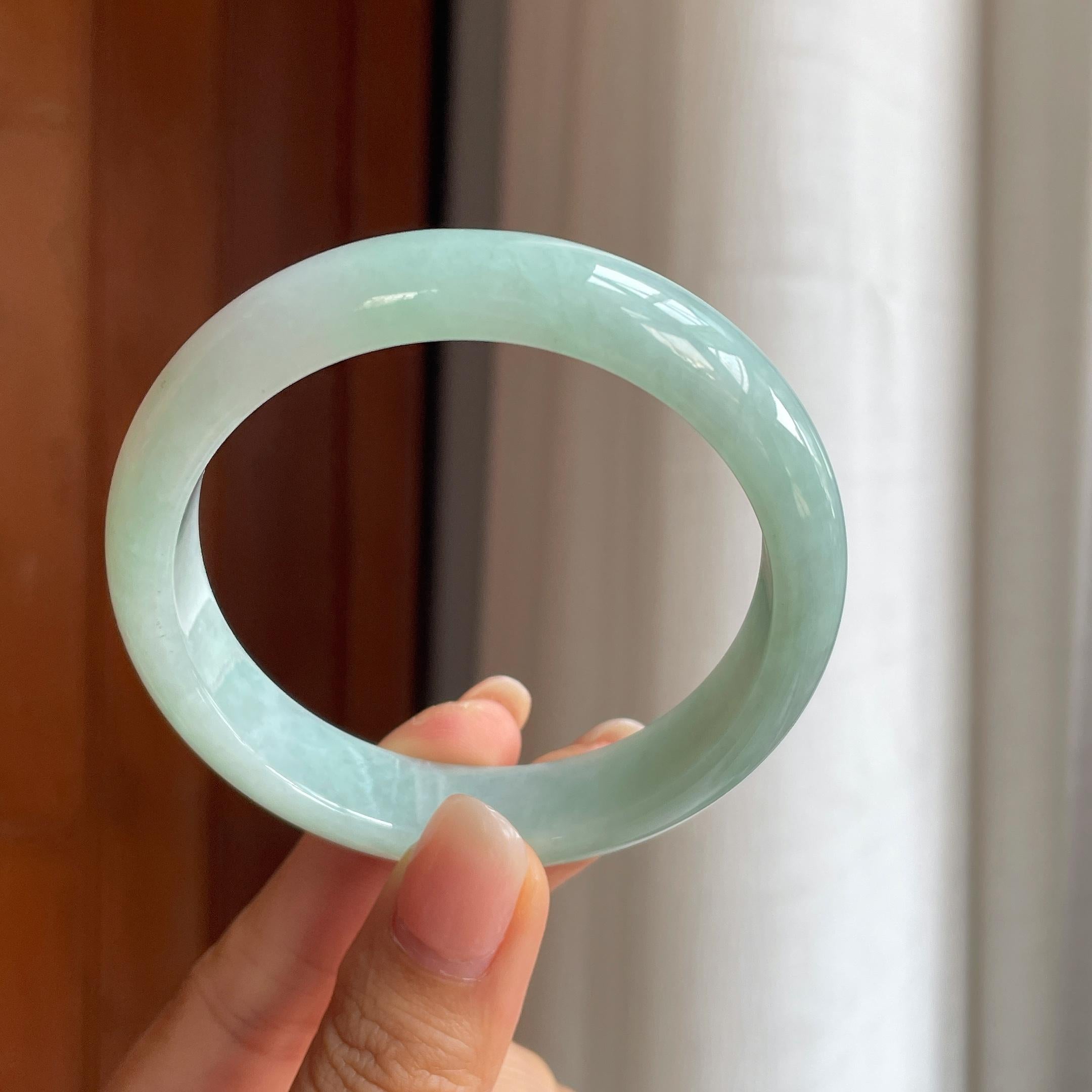 糯冰晴底翡翠平安镯(57.5mm)（yc415410）