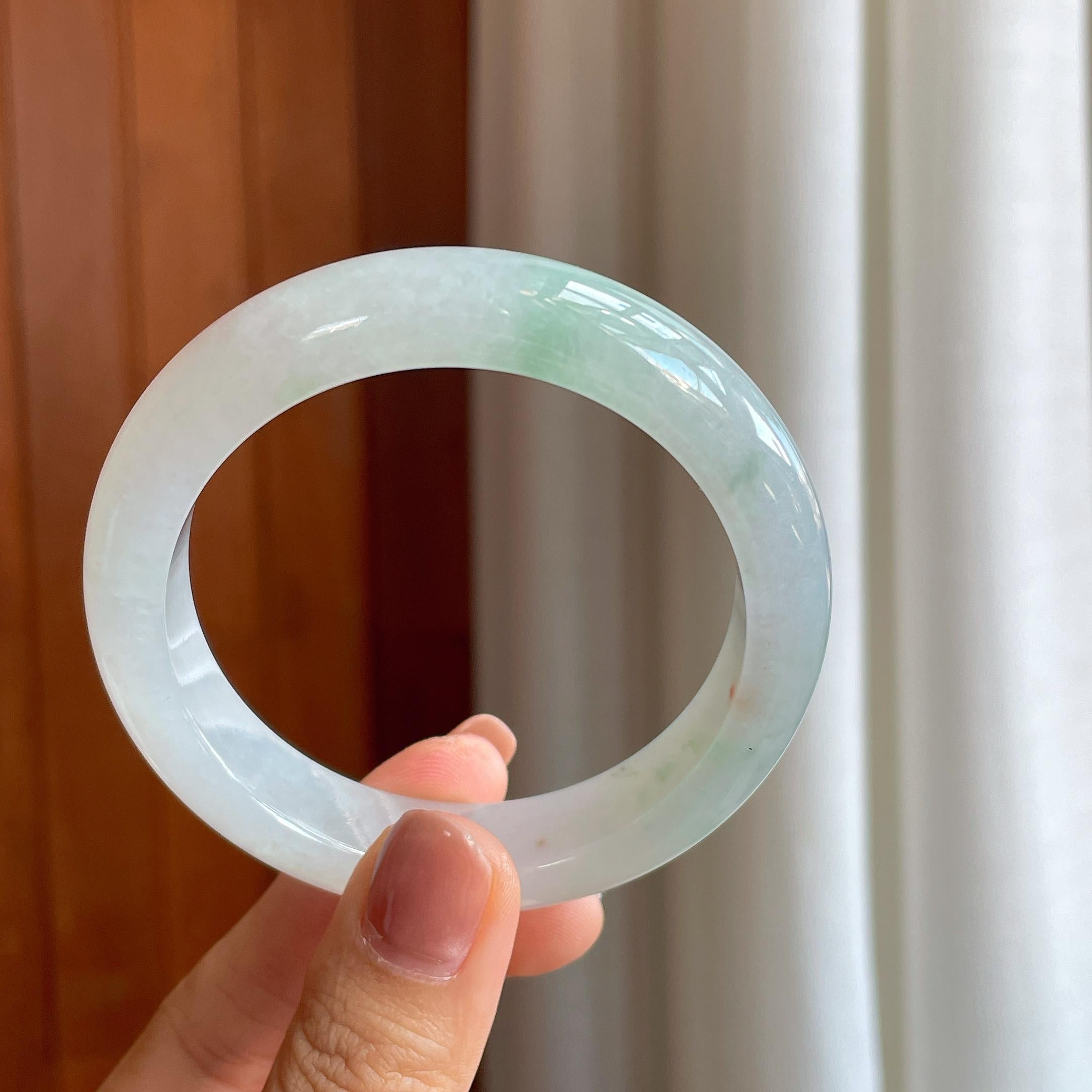 糯冰特色翡翠平安镯（55.5mm）（yc284567）