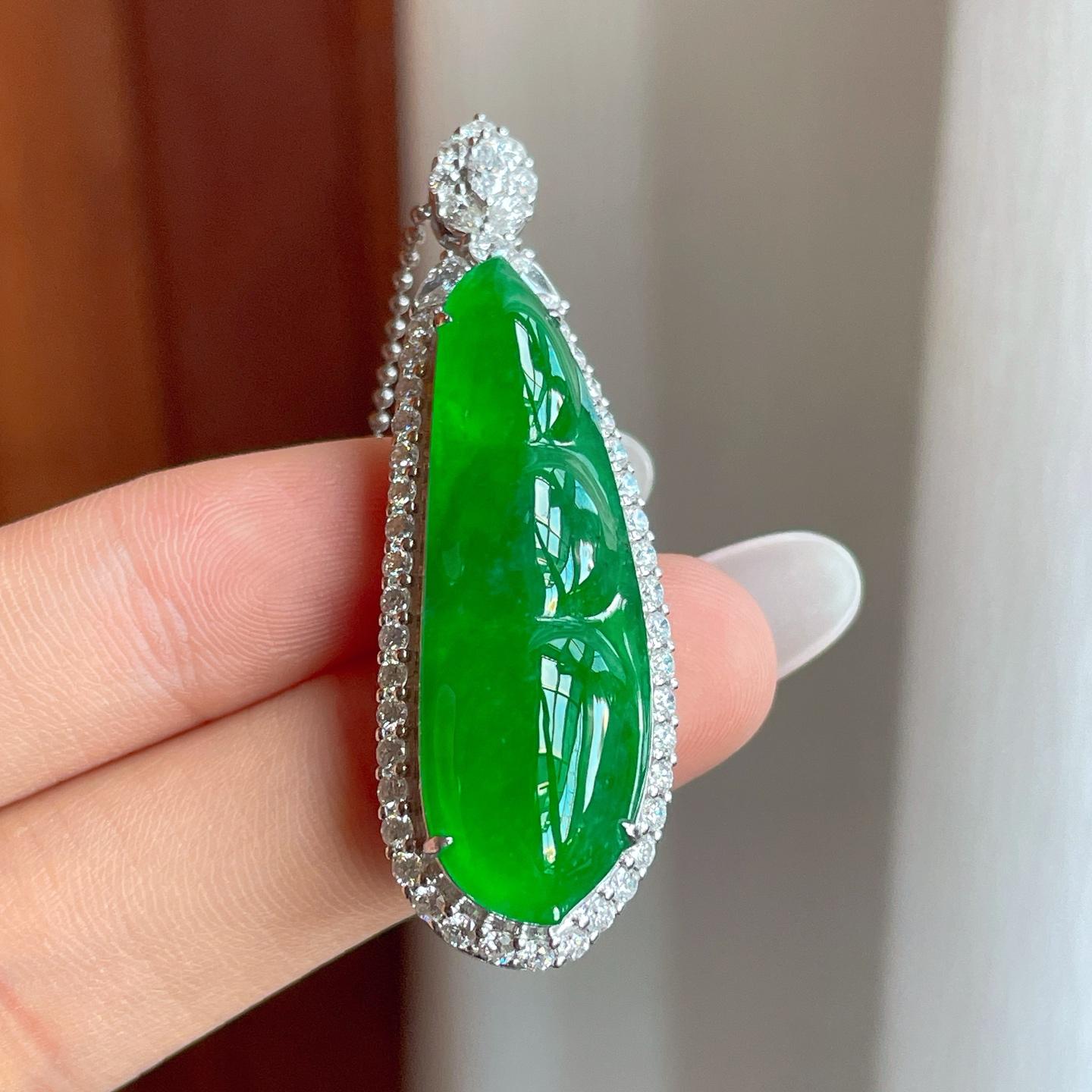 18k金镶冰种满绿翡翠豆子（yc261412）