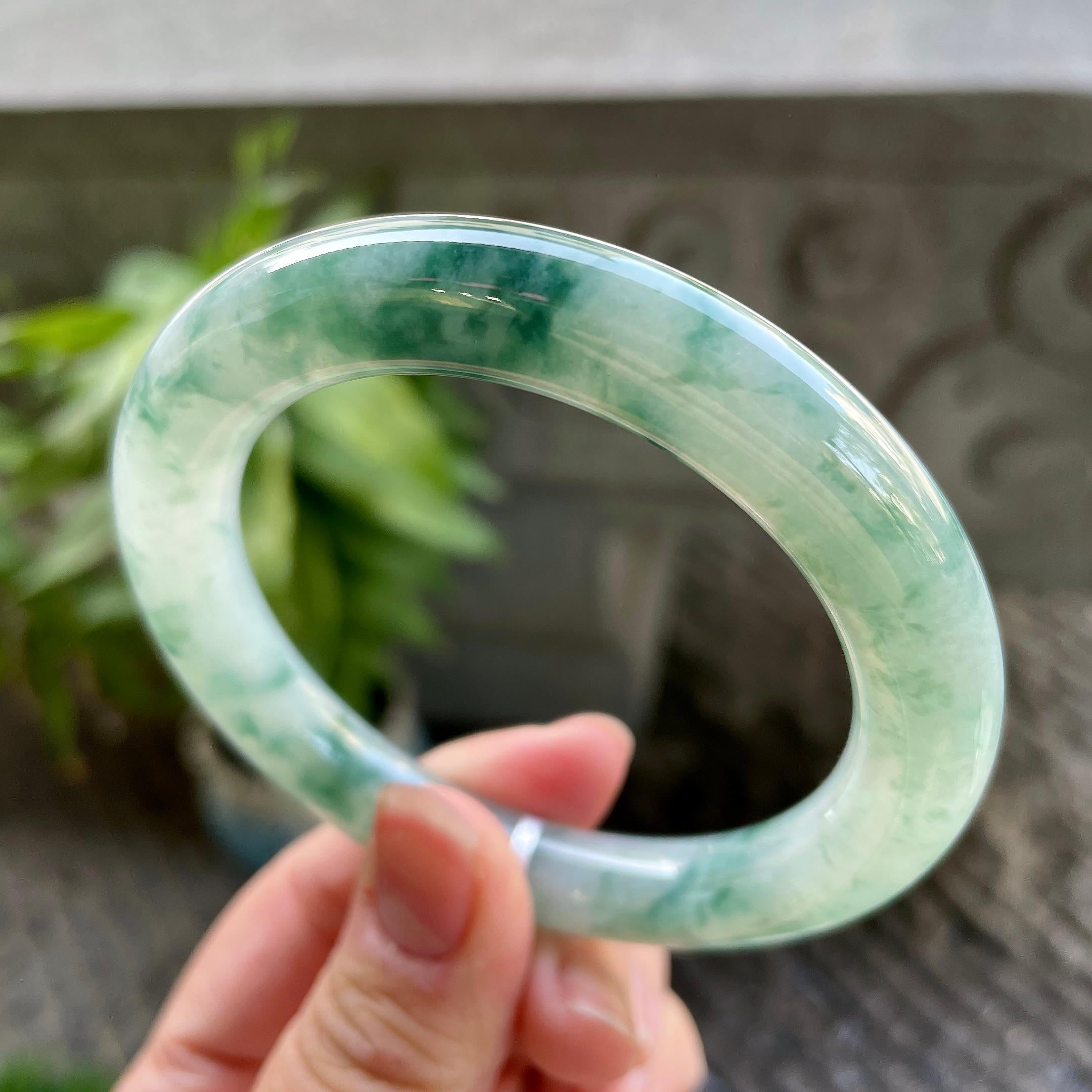 糯冰种飘花圆条手镯57.8圈口 天然缅甸A货翡翠（yc320315）