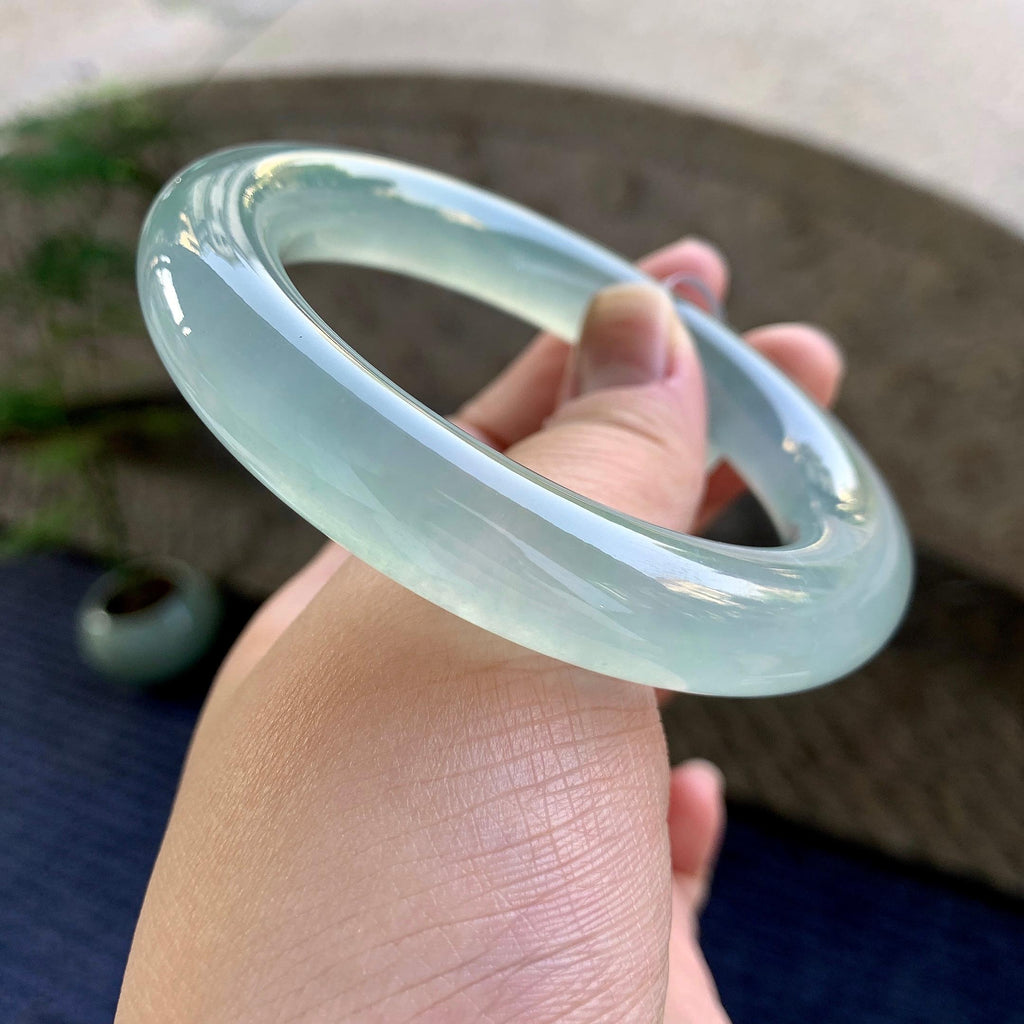 冰种淡蓝底圆条手镯（58.5mm）（yc249474）