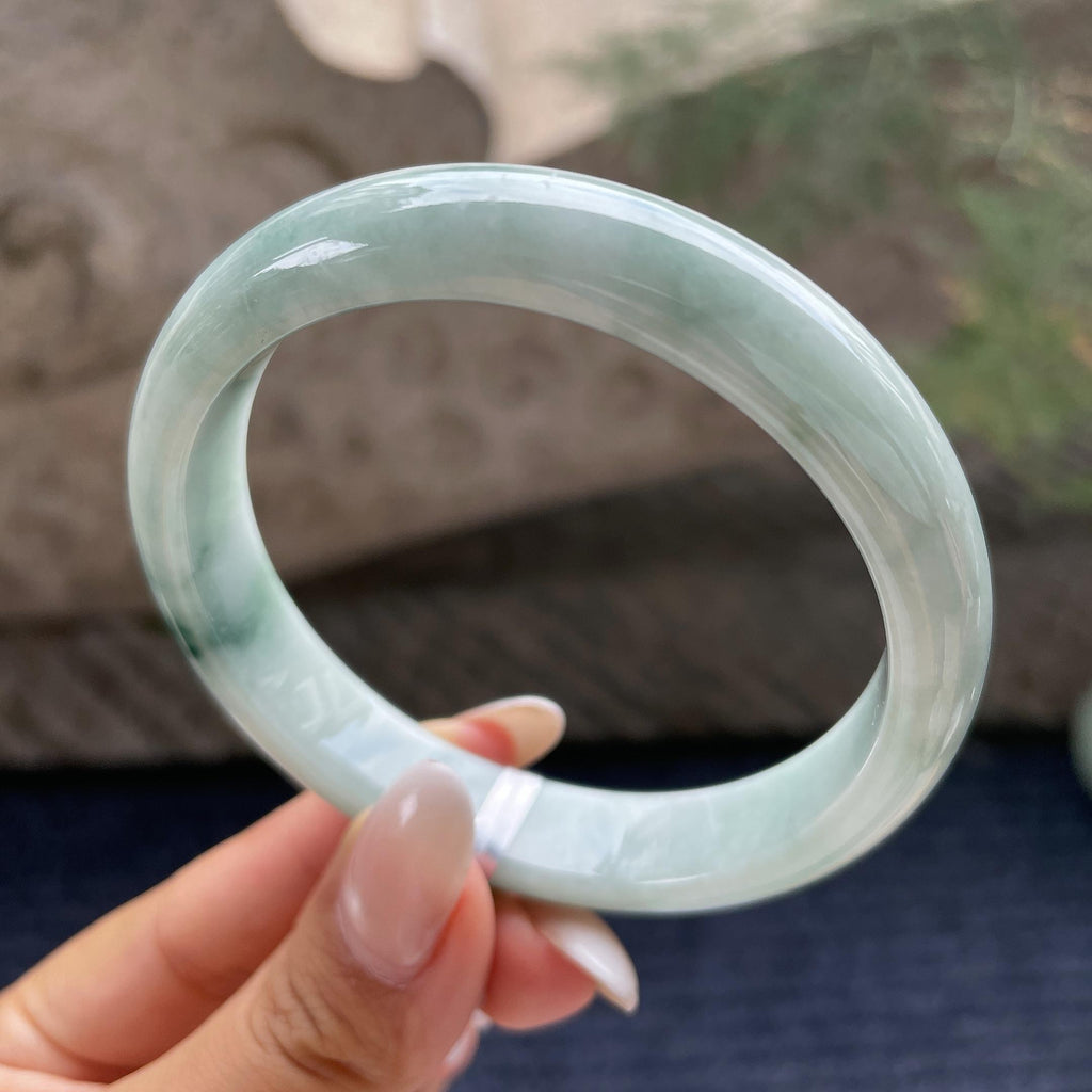 大圈口     细糯种飘花正圈平安镯60圈      天然缅甸A货翡翠（yc421236）