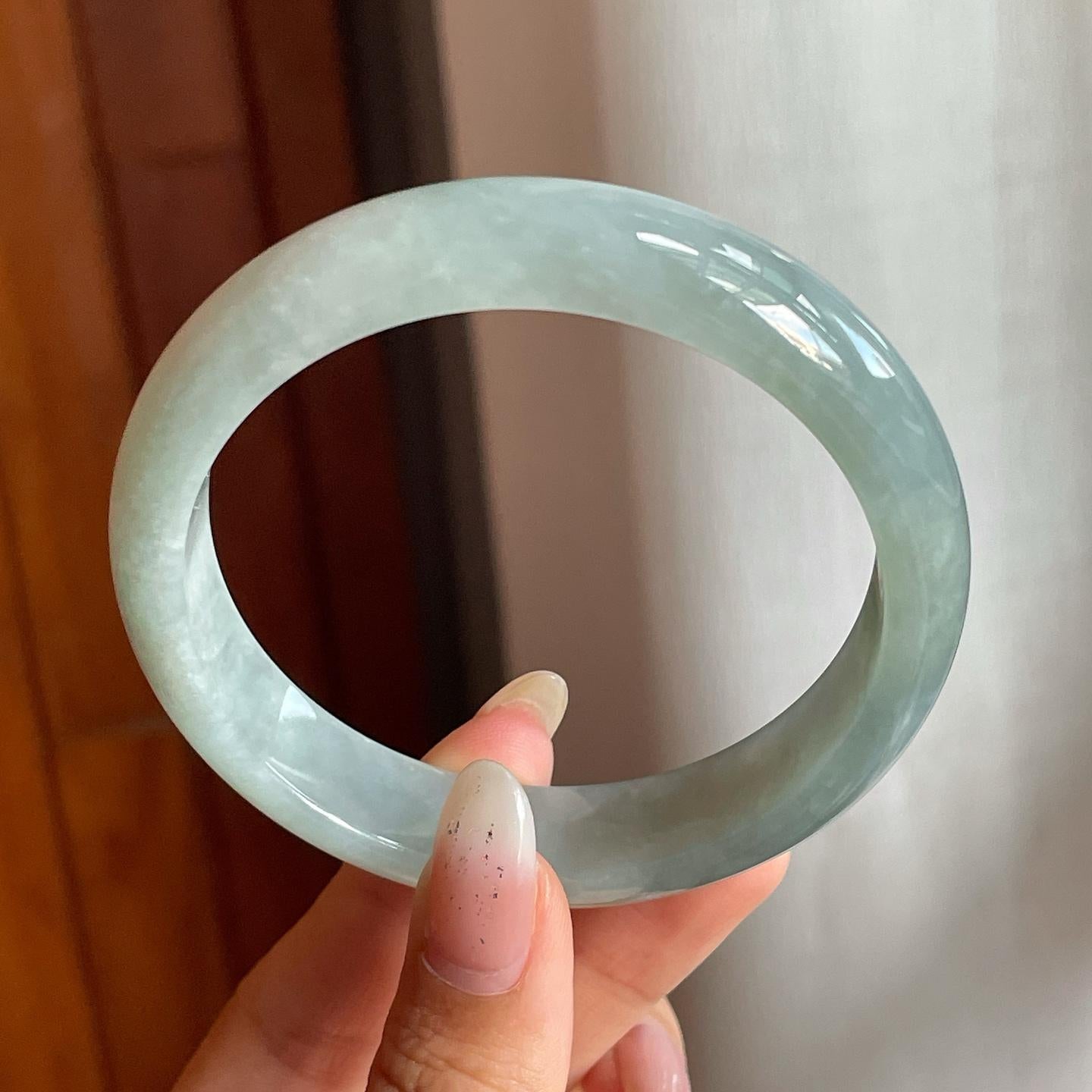 细糯种带底色翡翠平安镯（58.7mm）（yc220242）