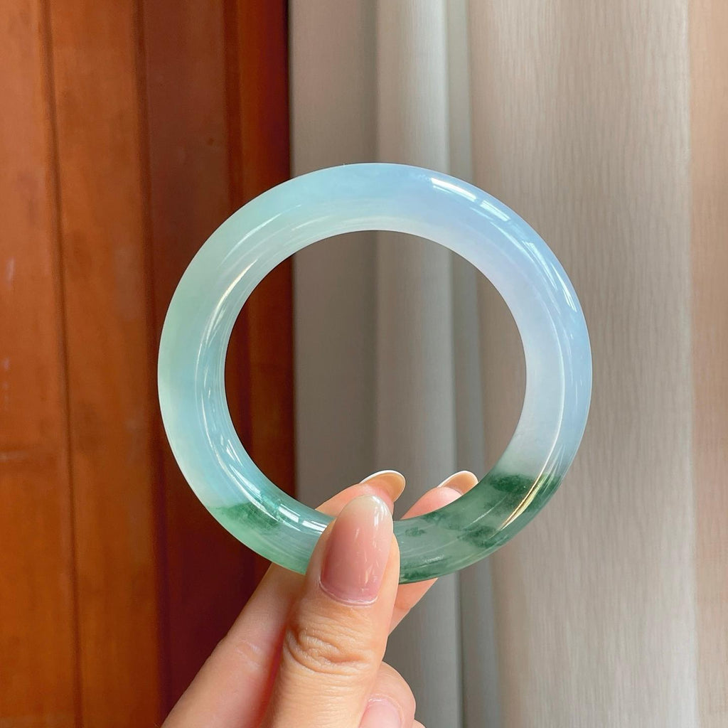 冰种飘花翡翠圆条手镯（57mm)（yc380051）