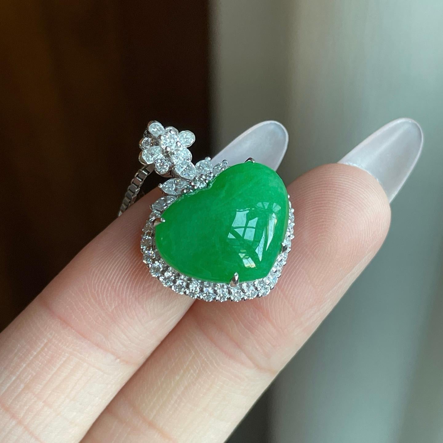 18k金钻镶糯冰满绿翡翠爱心吊坠（yc270308）