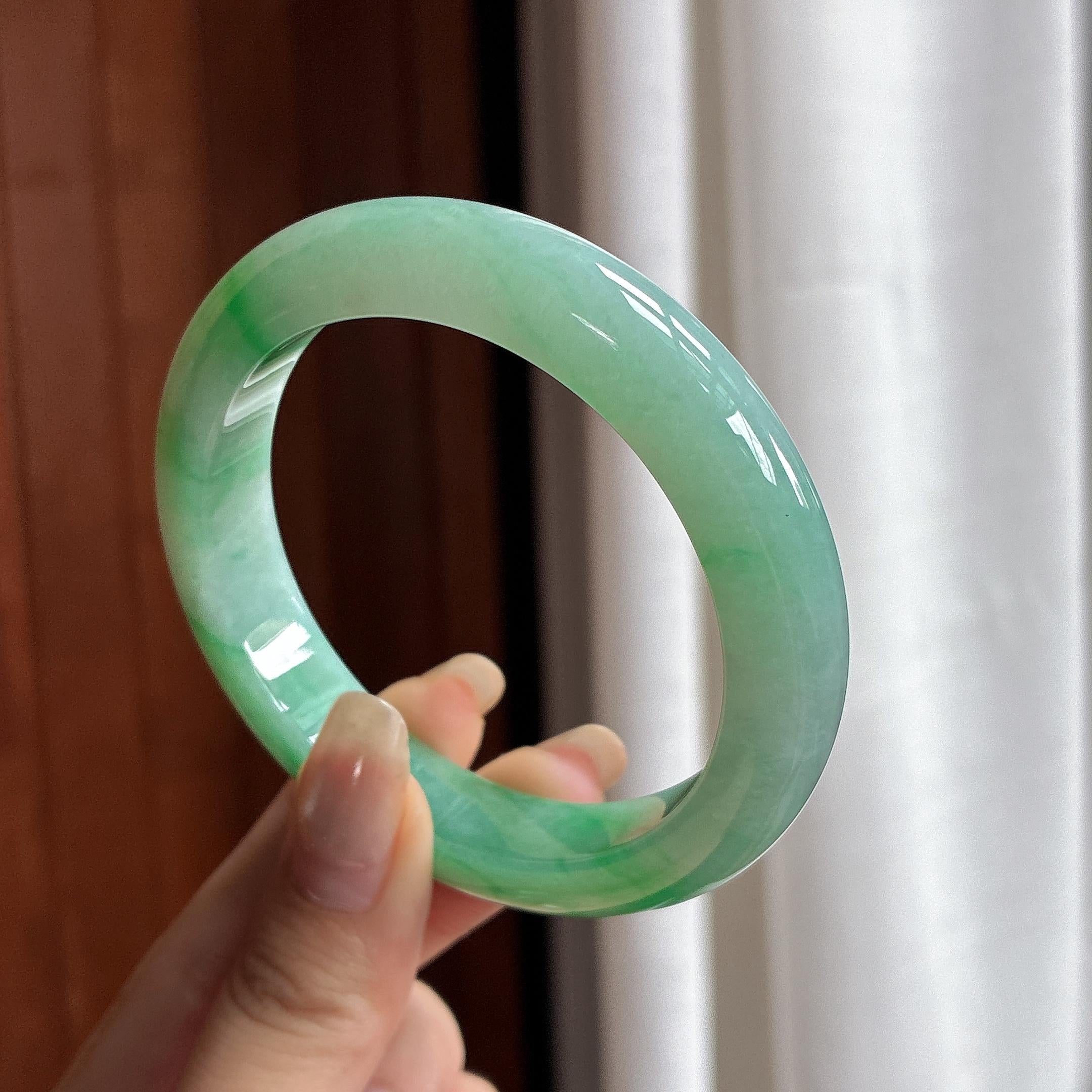 糯冰带色正圈平安镯 56圈 天然缅甸A货翡翠（yc466140）